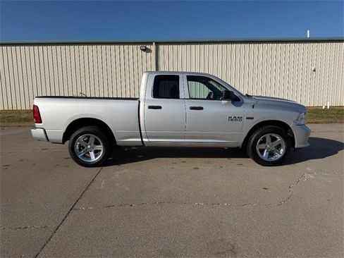 Used 2018 RAM 1500 Express w/ Express Value Package image 2