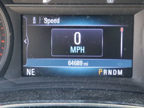 Used 2020 Buick Encore Preferred FWD image 9