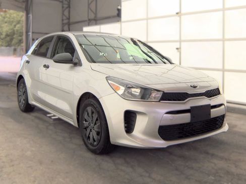 Used 2018 Kia Rio LX w/ LX Convenience Package FWD image 3