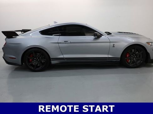 Used 2021 Ford Mustang Shelby GT500 w/ Carbon Fiber Track Pack RWD image 26