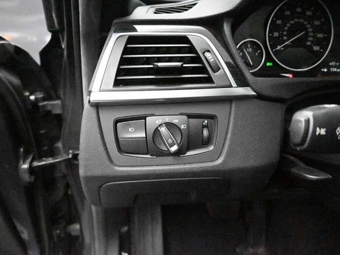 Used 2016 BMW 328i Sedan RWD image 46