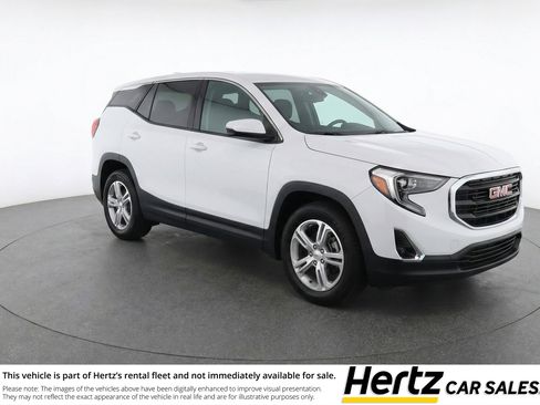 Used 2024 GMC Terrain SLE FWD image 1
