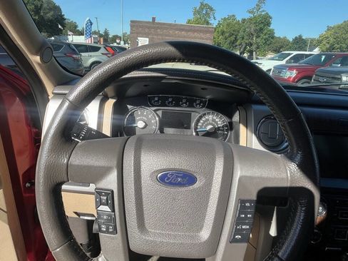 Used 2013 Ford F150 Lariat w/ Lariat Chrome Pkg image 16