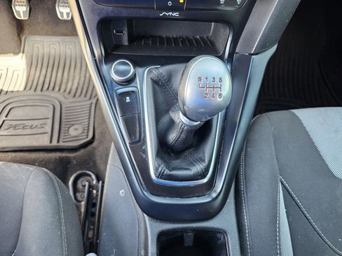 Used 2017 Ford Focus ST FWD image 25