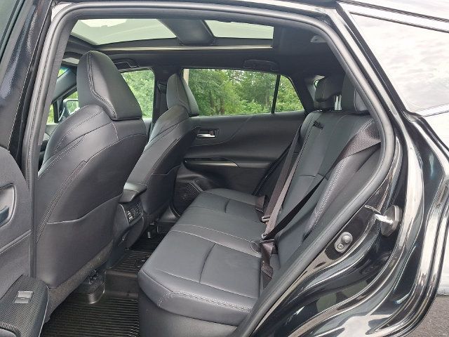 Used 2024 Toyota Venza Nightshade AWD/4WD image 10