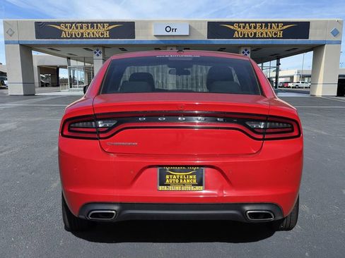 Used 2022 Dodge Charger SXT RWD image 4