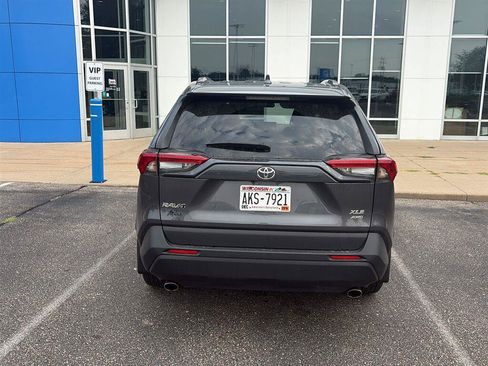 Used 2024 Toyota RAV4 XLE w/ Convenience Package AWD/4WD image 9