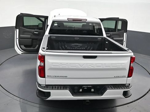 Used 2020 Chevrolet Silverado 1500 Custom w/ Custom Value Package RWD image 35