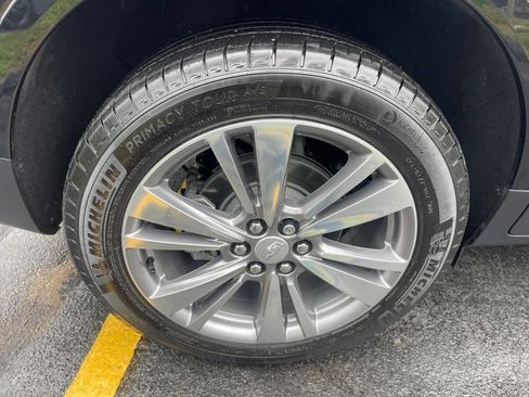 Used 2024 Cadillac XT5 Premium Luxury AWD/4WD image 31