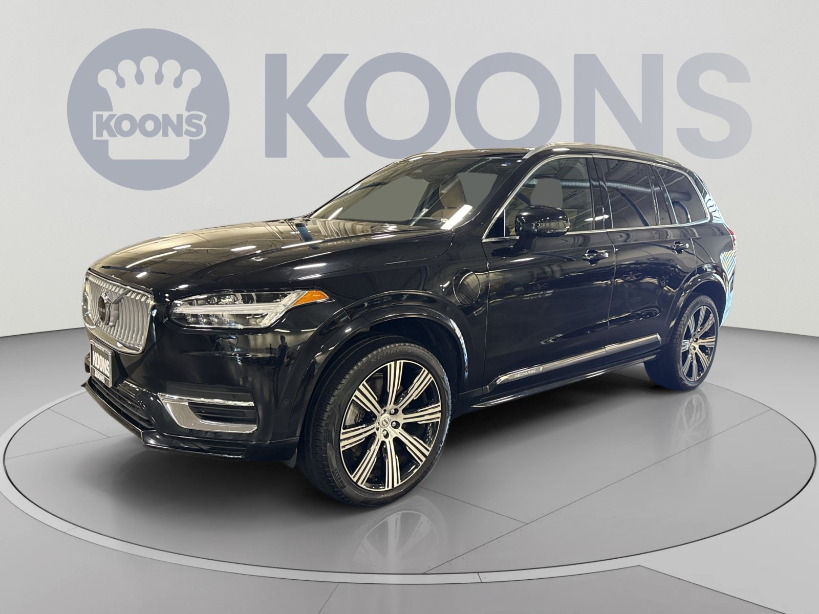 Used 2024 Volvo XC90 T8 Ultimate w/ Protection Package Premier AWD/4WD image 1