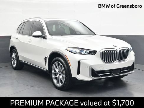 Certified 2026 BMW X5 xDrive40i w/ Premium Package AWD/4WD image 1