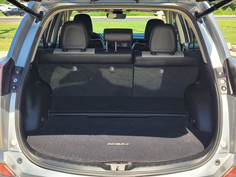 Used 2018 Toyota RAV4 Limited w/ Advanced Technology Package AWD/4WD image 9