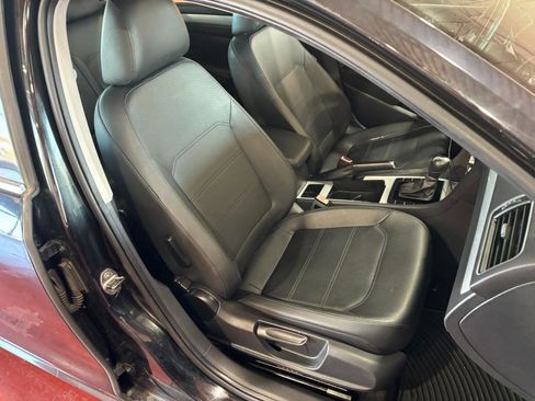 Used 2012 Volkswagen Passat 2.5 SE image 17