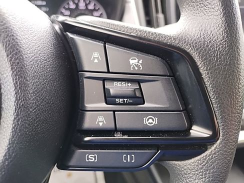 Certified 2025 Subaru Crosstrek 2.0i Premium image 28