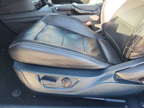 Used 2023 Ford Mustang Premium image 23