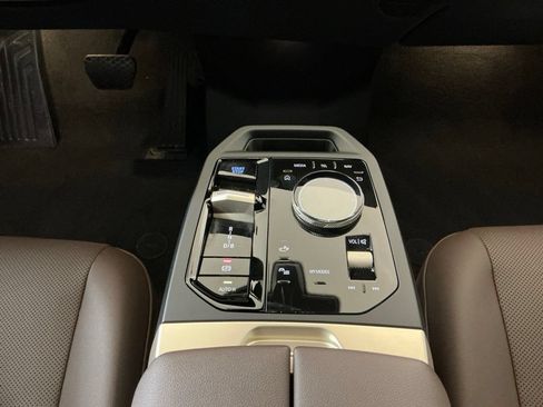 Certified 2023 BMW iX xDrive50 w/ Sport Package AWD/4WD image 12