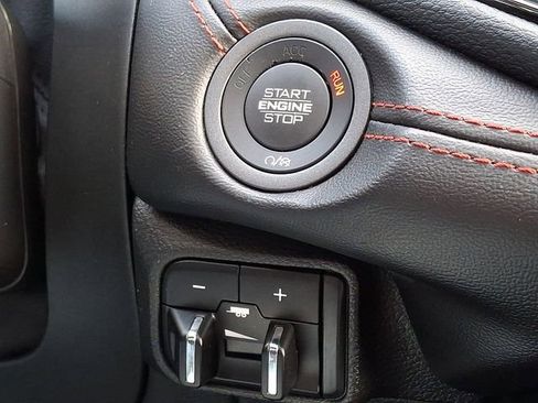 Used 2024 Dodge Durango R/T image 25