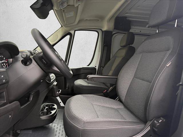 Used 2025 RAM ProMaster 2500 FWD image 17