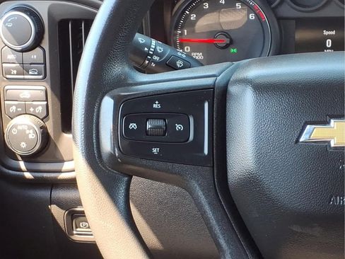Used 2020 Chevrolet Silverado 1500 Custom w/ Custom Value Package AWD/4WD image 21
