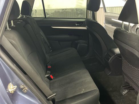 Used 2013 Subaru Outback 2.5i Premium w/ All-Weather Pkg image 23