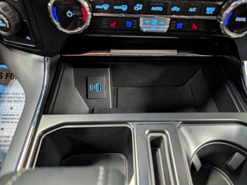 Used 2022 Ford F150 Lariat AWD/4WD image 18