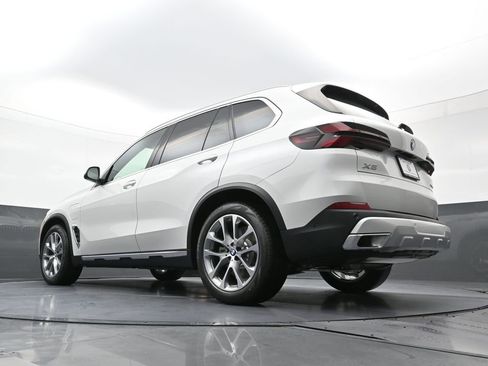 New 2026 BMW X5 xDrive50e AWD/4WD image 26