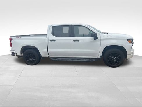 Certified 2024 Chevrolet Silverado 1500 Custom image 10