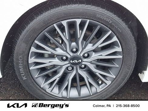 Used 2022 Kia Forte GT-Line image 10