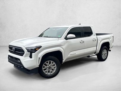 New 2025 Toyota Tacoma SR5