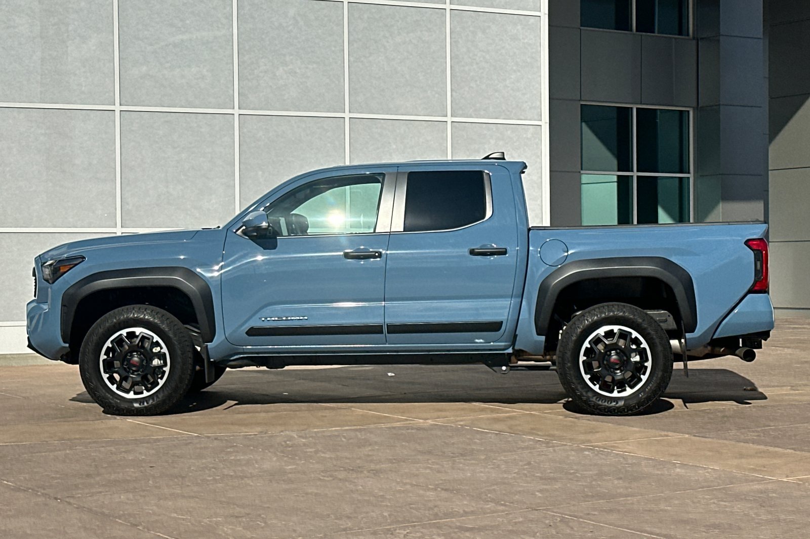 Used 2026 Toyota Tacoma TRD Off-Road w/ TRD Off Road Premium Package AWD/4WD image 7