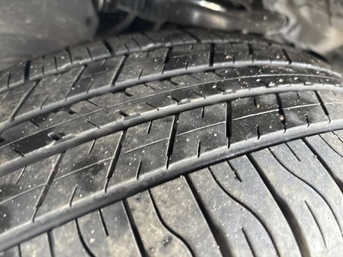 Certified 2025 Lexus GX 550 w/ Accessory Package (2T) image 12