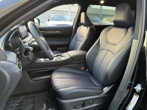 Certified 2026 INFINITI QX60 Sport w/ Dark Cargo Package AWD/4WD image 2