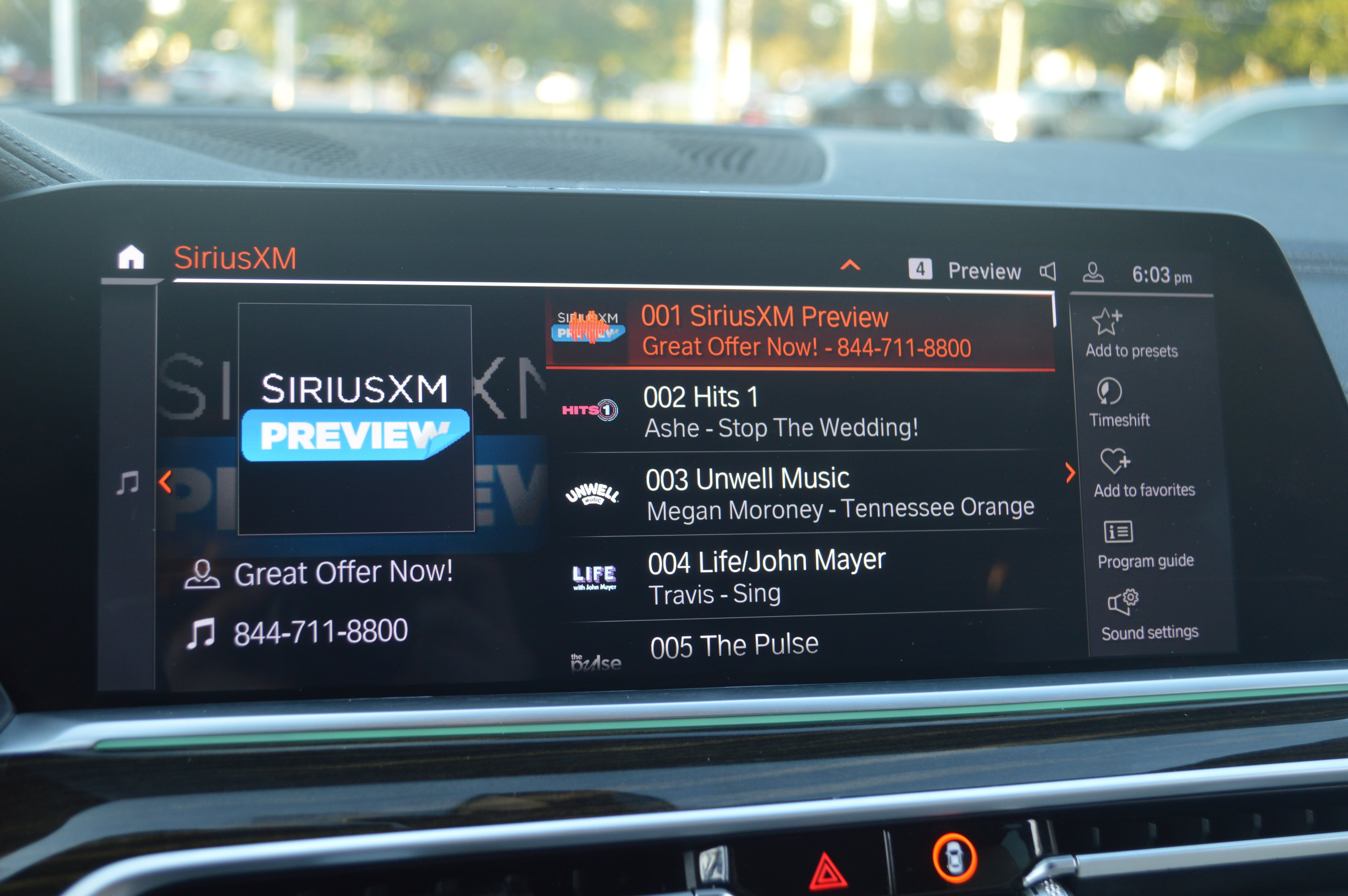 Used 2020 BMW X5 M50i w/ Premium Package AWD/4WD image 16