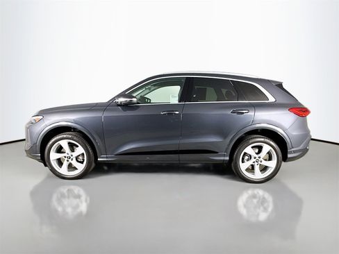 Certified 2025 Audi Q5 Premium Plus w/ Premium Plus image 4