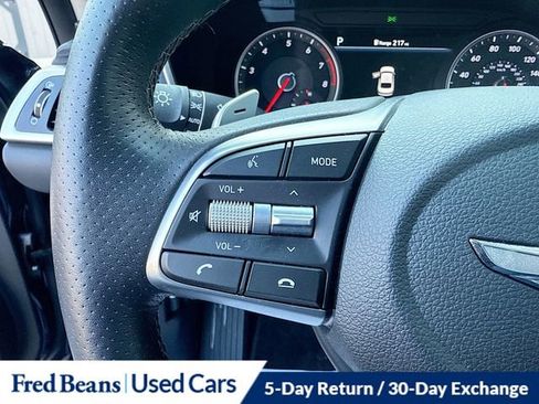 Used 2021 Genesis G70 2.0T AWD/4WD image 38
