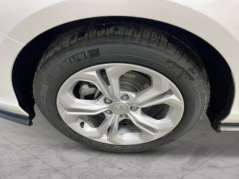 New 2026 Honda Accord LX image 10