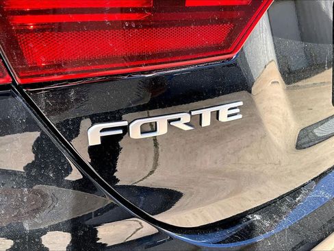 Certified 2024 Kia Forte GT-Line FWD image 30