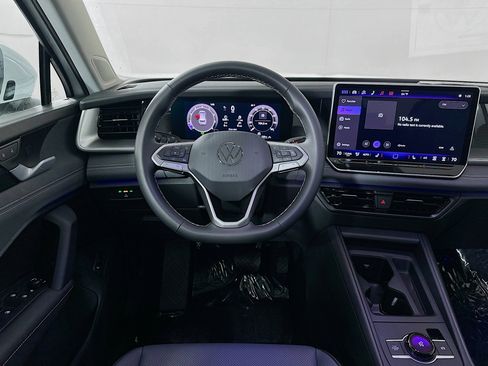 New 2026 Volkswagen Tiguan SE AWD/4WD image 21