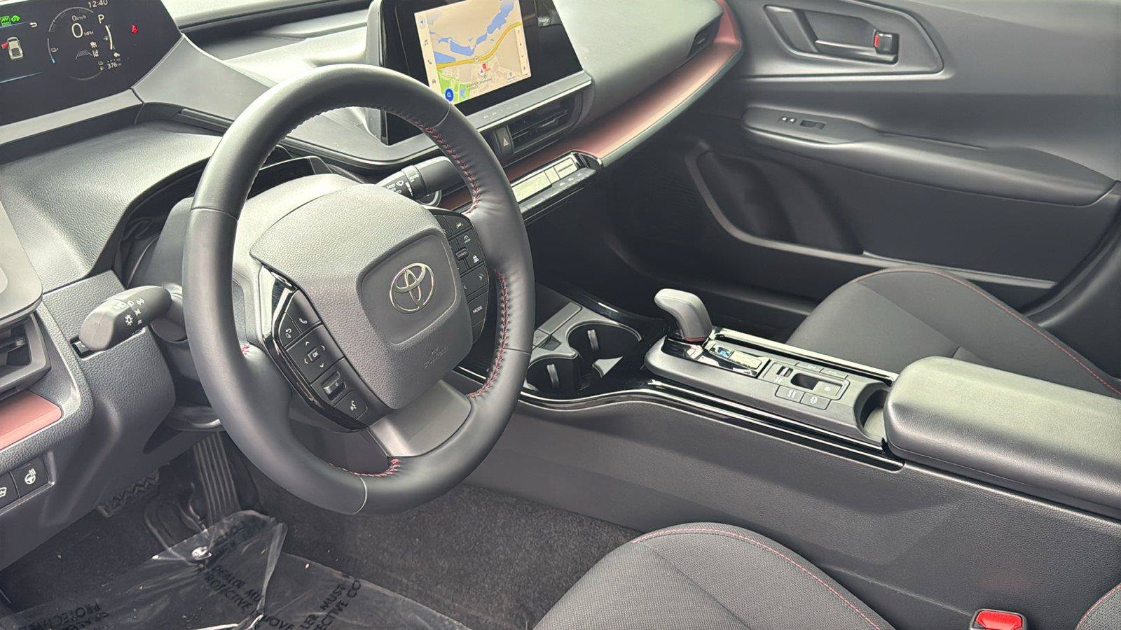 Used 2026 Toyota Prius Plug-In Hybrid FWD image 24