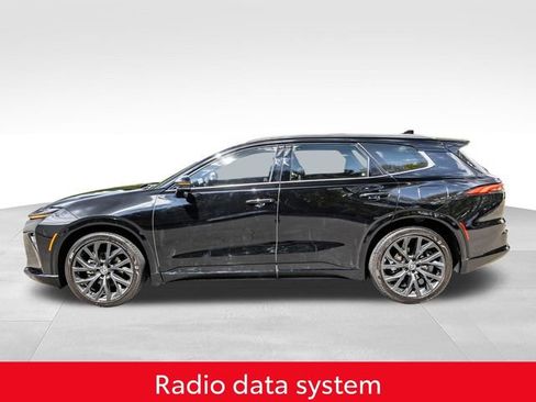 Used 2025 Toyota Crown Signia w/ Advanced Technology Package AWD/4WD image 12