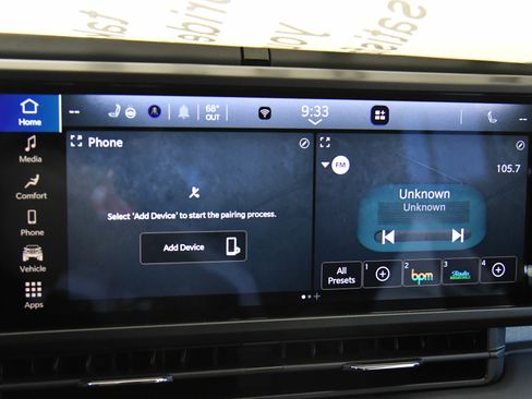 Used 2025 Jeep Wrangler Sahara image 21