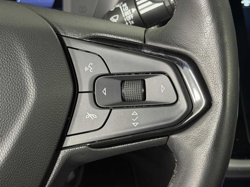 Used 2023 Chevrolet Bolt EUV LT w/ Convenience Package FWD image 25