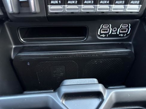 Used 2023 RAM 2500 Limited AWD/4WD image 36