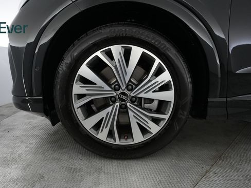 Used 2023 Audi Q4 e-tron Premium Plus w/ Premium Plus RWD image 19