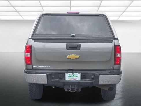 Used 2013 Chevrolet Silverado 2500 LT w/ Interior Plus Package AWD/4WD image 15