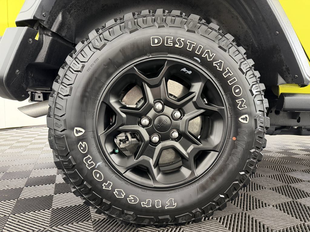 Used 2023 Jeep Wrangler Unlimited w/ Cold Weather Group AWD/4WD image 55