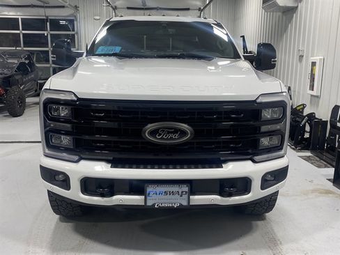 Used 2024 Ford F350 Lariat w/ Lariat Ultimate Package image 7