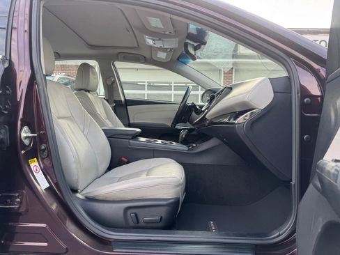 Used 2015 Toyota Avalon XLE Premium image 13