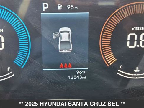 Used 2025 Hyundai Santa Cruz SEL FWD image 12