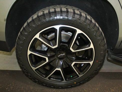 Used 2021 Chevrolet Tahoe RST w/ Luxury Package image 20